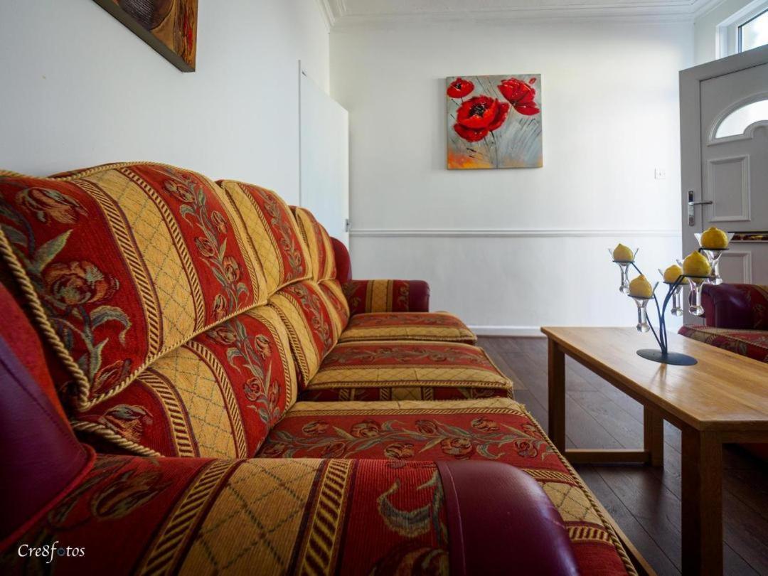 12 Cornwallis Lodge Family Room 1 Stoke-on-Trent Extérieur photo